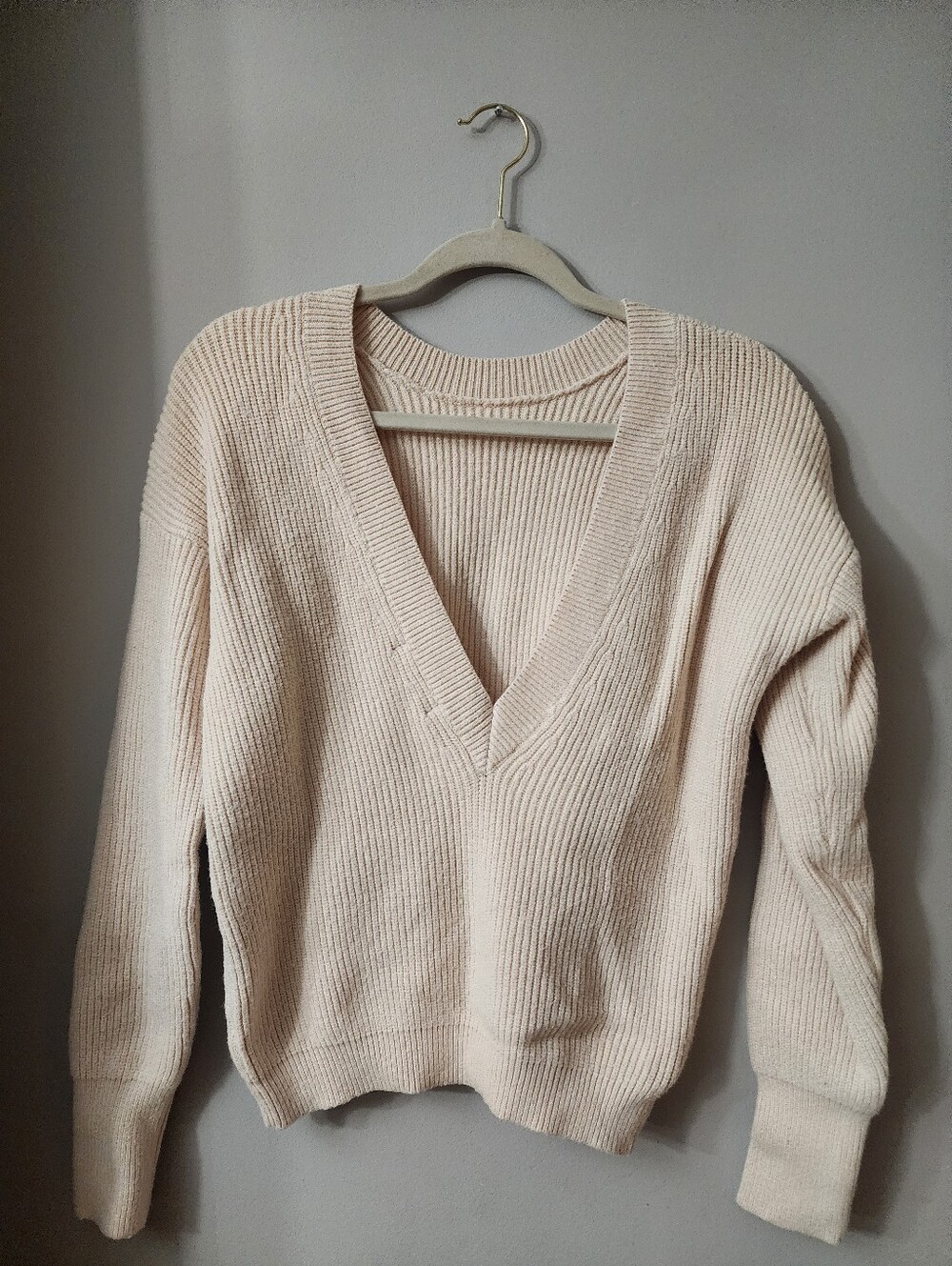 LuLu's Backless Ribbed Sweater - Picture 2 of 2